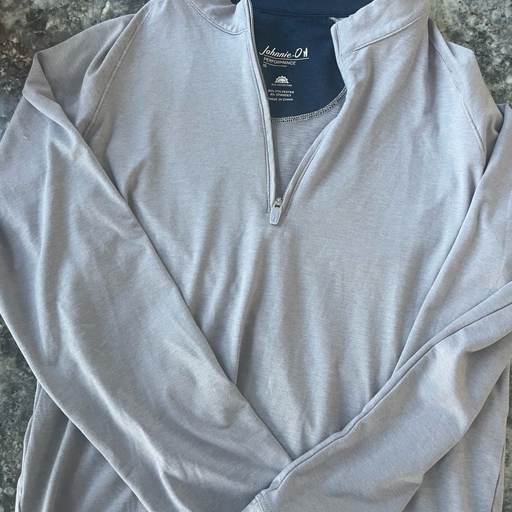johnnie-O Gray Performance Pullover boys 10 Eeuc! Sun protection